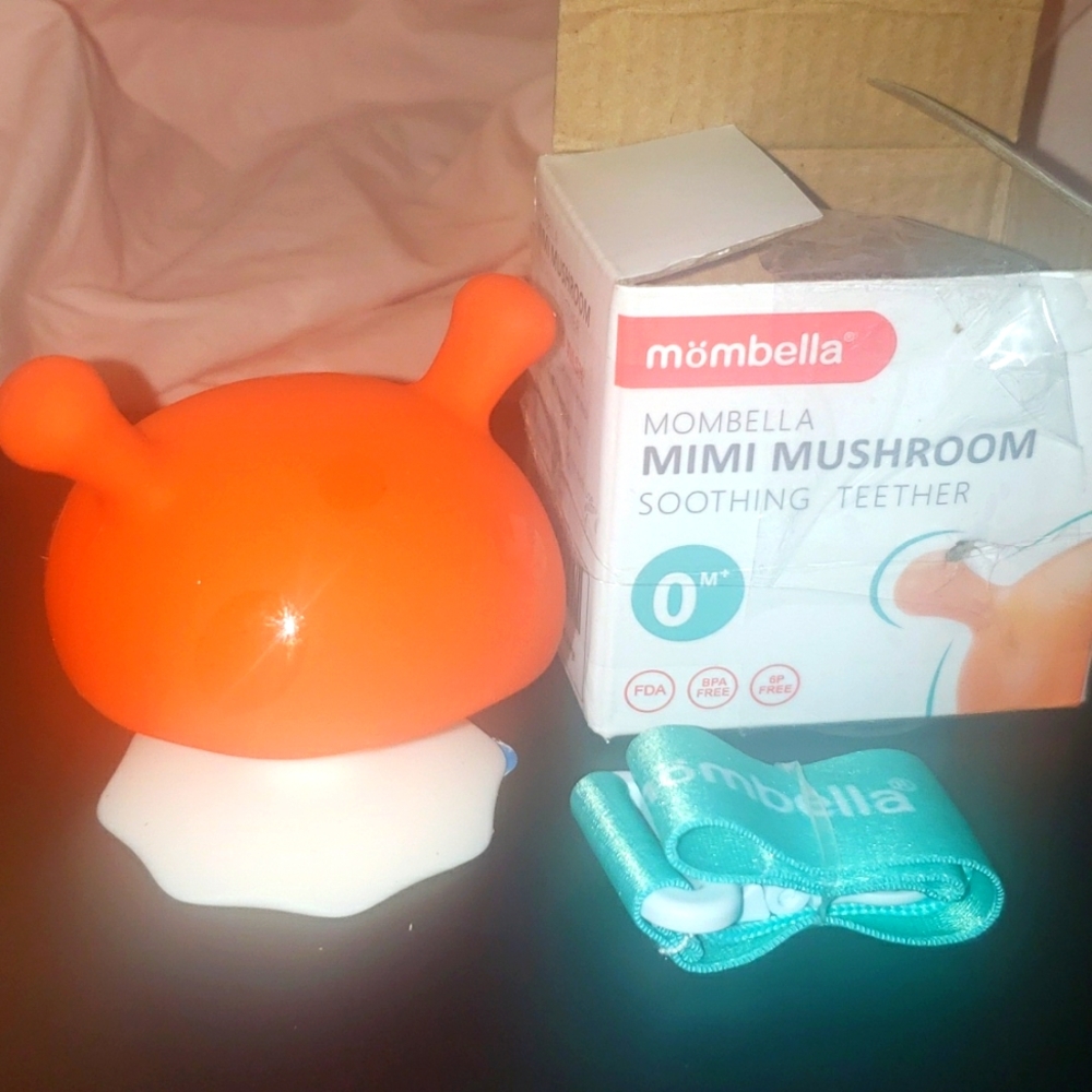 Brand new, mombella mimi mushroom
